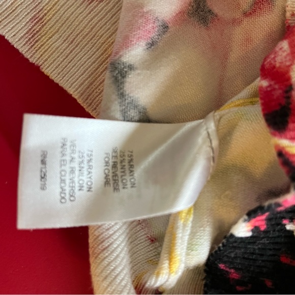 Joseph A Three-quarter Sleeve Cardigan Floral Sweater - Picture 3 of 6